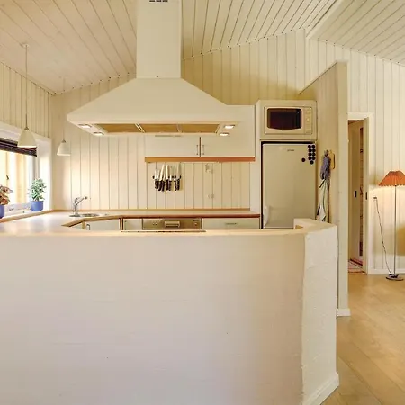 Duen * Vester Somarken